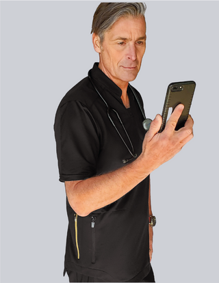 Albion Three-Pocket Scrub Top